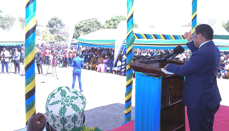 MHE.WAZIRI MKUU, KASSIM MAJALIWA MAJALIWA AKITOA HOTUBA KATIKA SIKU YA USHIRIKA DUNIANI (SUD) ILIYOFANYIKA KITAIFA MKOANI TABORA.